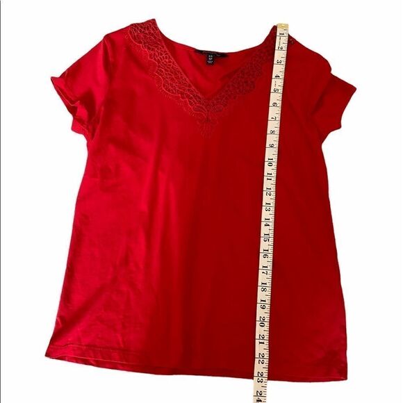 BANANA REPUBLIC Red Crochet VNeck Short Sleeve Top - Picture 7 of 8